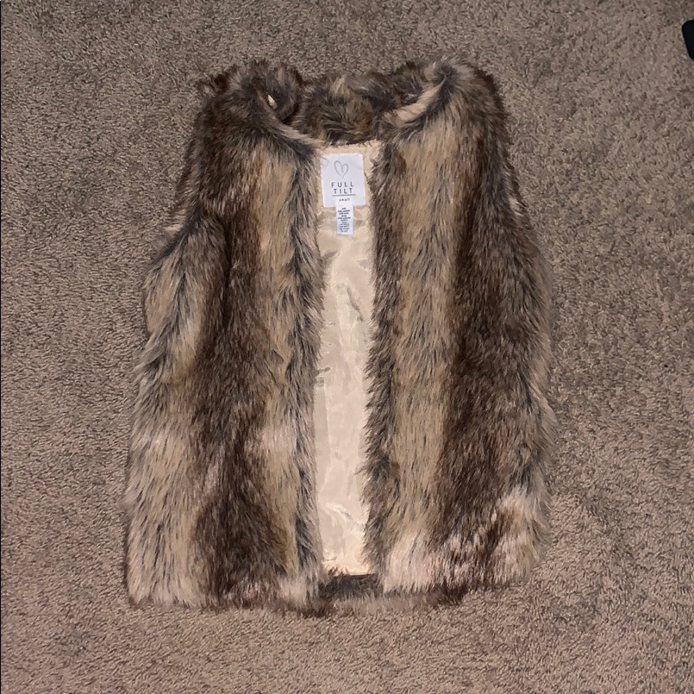 Cutest vest from Tilly’s!!